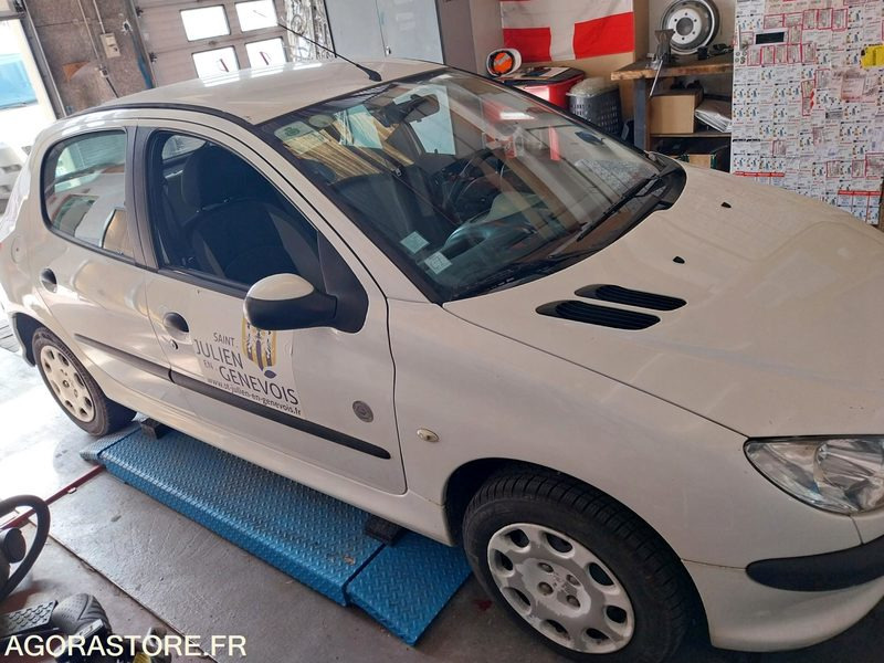 PEUGEOT 206 111000 kms - 2005 - Αυτοκίνητο: φωτογραφία 2 PEUGEOT 206 111000 kms - 2005 - Αυτοκίνητο: φωτογραφία 2