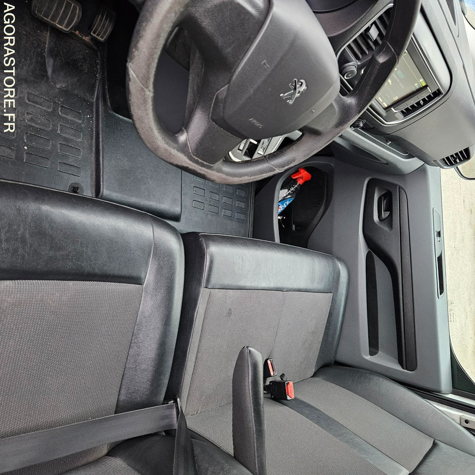 PEUGEOT EXPERT - 2021 - 42 882km - Βαν, Ηλεκτρικό van: φωτογραφία 4 PEUGEOT EXPERT - 2021 - 42 882km - Βαν, Ηλεκτρικό van: φωτογραφία 4
