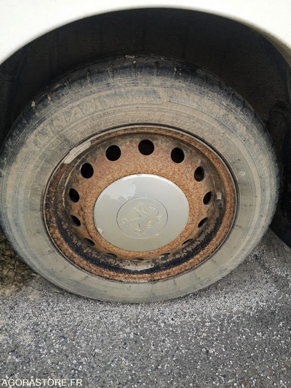 PEUGEOT FRIGORIFIQUE - Επαγγελματικό αυτοκίνητο ψυγείο: φωτογραφία 5 PEUGEOT FRIGORIFIQUE - Επαγγελματικό αυτοκίνητο ψυγείο: φωτογραφία 5