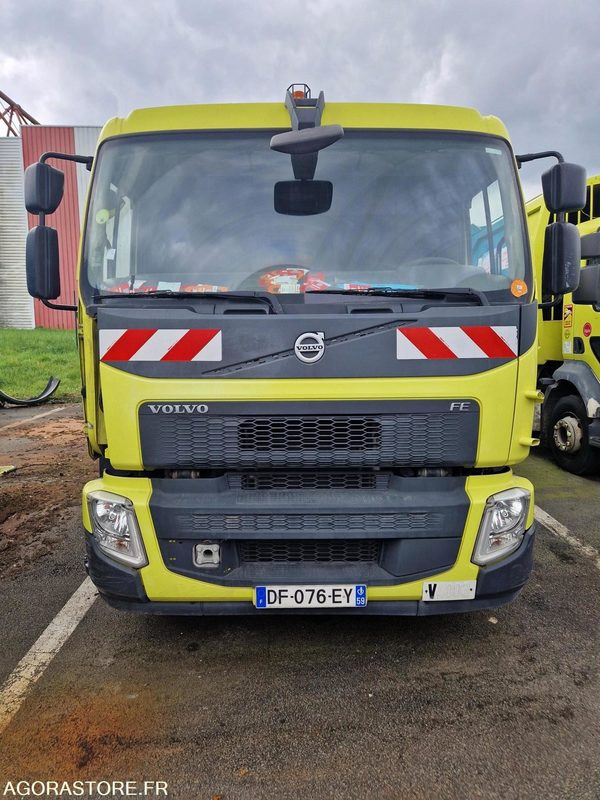 PORTEUR BOM 26T VOLVO GEESINK - 2014 - 167708 KM - Απορριμματοφόρο: φωτογραφία 1 PORTEUR BOM 26T VOLVO GEESINK - 2014 - 167708 KM - Απορριμματοφόρο: φωτογραφία 1