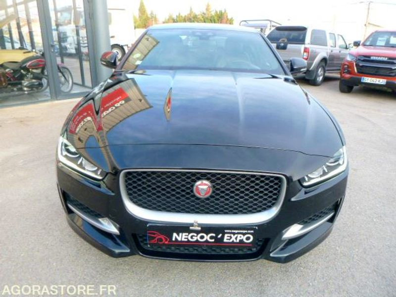 PRIX TTC 0% TVA - JAGUAR XE 2.0 180CV R SPORT AWD - 2016 - 160 000km - Αυτοκίνητο: φωτογραφία 2 PRIX TTC 0% TVA - JAGUAR XE 2.0 180CV R SPORT AWD - 2016 - 160 000km - Αυτοκίνητο: φωτογραφία 2