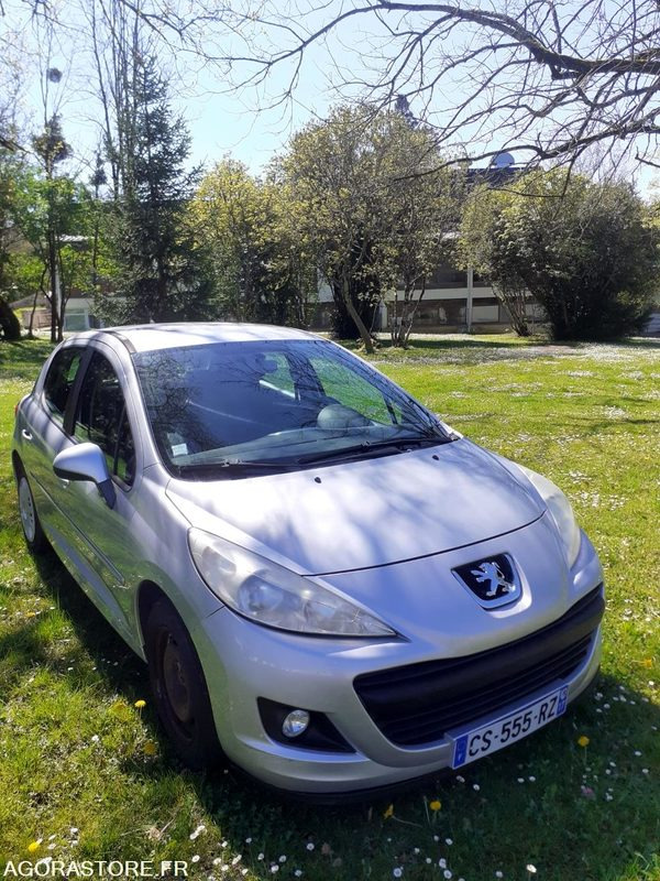 Peugeot 207 1.4 hdi 70 cv - Αυτοκίνητο: φωτογραφία 1 Peugeot 207 1.4 hdi 70 cv - Αυτοκίνητο: φωτογραφία 1