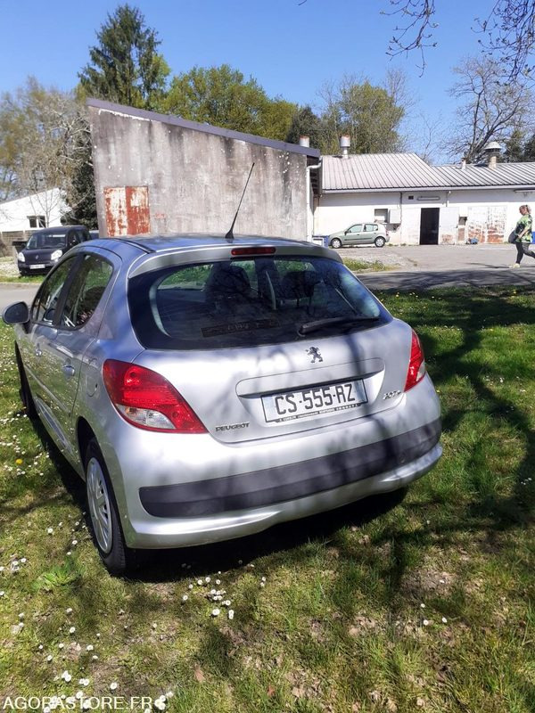 Peugeot 207 1.4 hdi 70 cv - Αυτοκίνητο: φωτογραφία 3 Peugeot 207 1.4 hdi 70 cv - Αυτοκίνητο: φωτογραφία 3