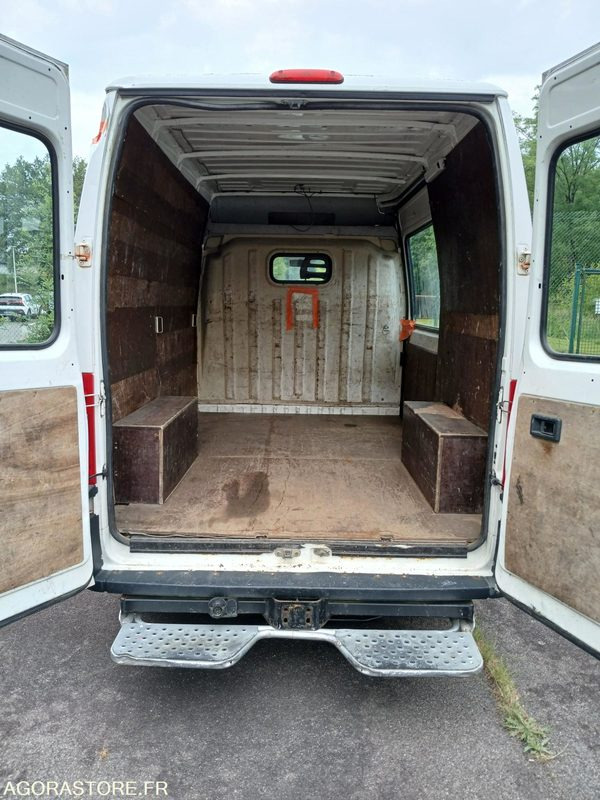 Peugeot Boxer (51802) - Βαν: φωτογραφία 3 Peugeot Boxer (51802) - Βαν: φωτογραφία 3