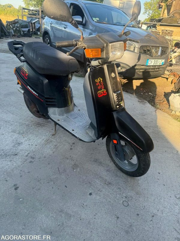 Peugeot ST L2 - 50 CM3 - 6652 KM - année 1991 - Μοτοσικλέτα: φωτογραφία 1 Peugeot ST L2 - 50 CM3 - 6652 KM - année 1991 - Μοτοσικλέτα: φωτογραφία 1