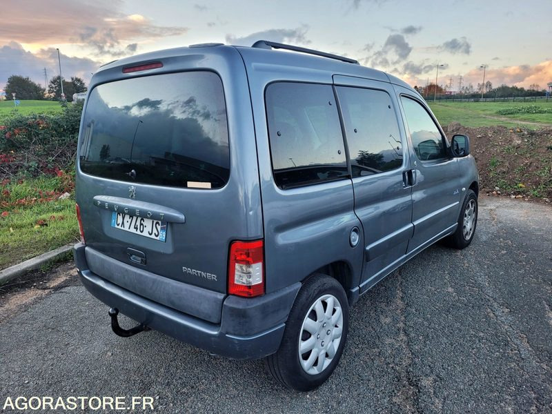 Peugeot partner 1.6hdi 90 ch - Αυτοκίνητο: φωτογραφία 3 Peugeot partner 1.6hdi 90 ch - Αυτοκίνητο: φωτογραφία 3