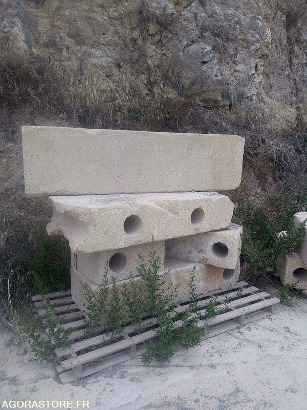 Pierre du Gard - Εργαλείο/ Εξοπλισμός: φωτογραφία 4 Pierre du Gard - Εργαλείο/ Εξοπλισμός: φωτογραφία 4