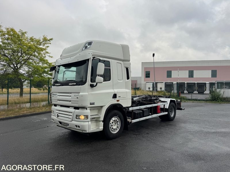 Porteur DAF CF460 19T Ampliroll GUIMA - 2009 - 801000km - Φορτηγό: φωτογραφία 1 Porteur DAF CF460 19T Ampliroll GUIMA - 2009 - 801000km - Φορτηγό: φωτογραφία 1