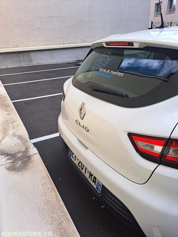RENAULT - CLIO - 2018 - 79 000 KM - Αυτοκίνητο: φωτογραφία 2 RENAULT - CLIO - 2018 - 79 000 KM - Αυτοκίνητο: φωτογραφία 2