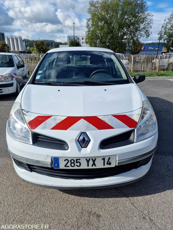 RENAULT CLIO 3 - LOT N°1 - Αυτοκίνητο: φωτογραφία 2 RENAULT CLIO 3 - LOT N°1 - Αυτοκίνητο: φωτογραφία 2