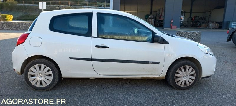 RENAULT CLIO SOCIETE de 2011 - 203 500 km (R30359) - Αυτοκίνητο: φωτογραφία 1 RENAULT CLIO SOCIETE de 2011 - 203 500 km (R30359) - Αυτοκίνητο: φωτογραφία 1