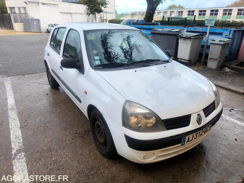 RENAULT CLIO - Αυτοκίνητο: φωτογραφία 5 RENAULT CLIO - Αυτοκίνητο: φωτογραφία 5