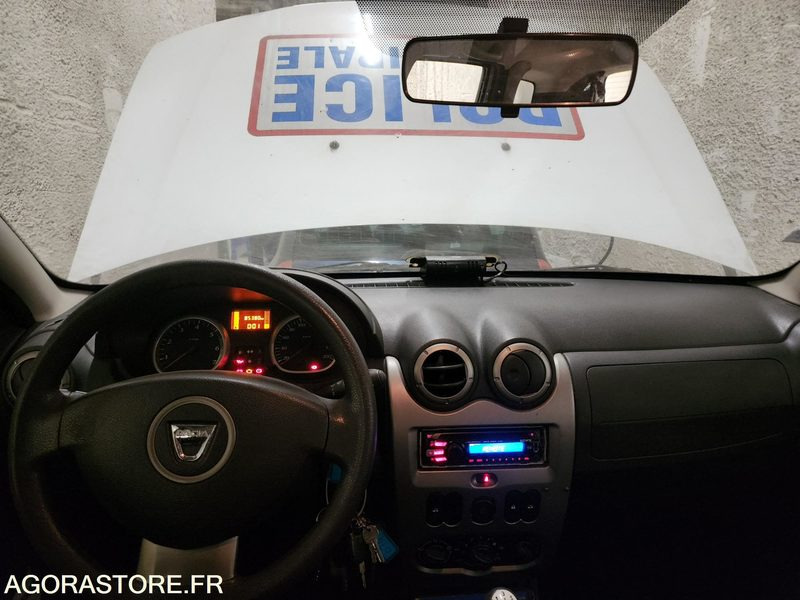 RENAULT DUSTER - SUV: φωτογραφία 2 RENAULT DUSTER - SUV: φωτογραφία 2