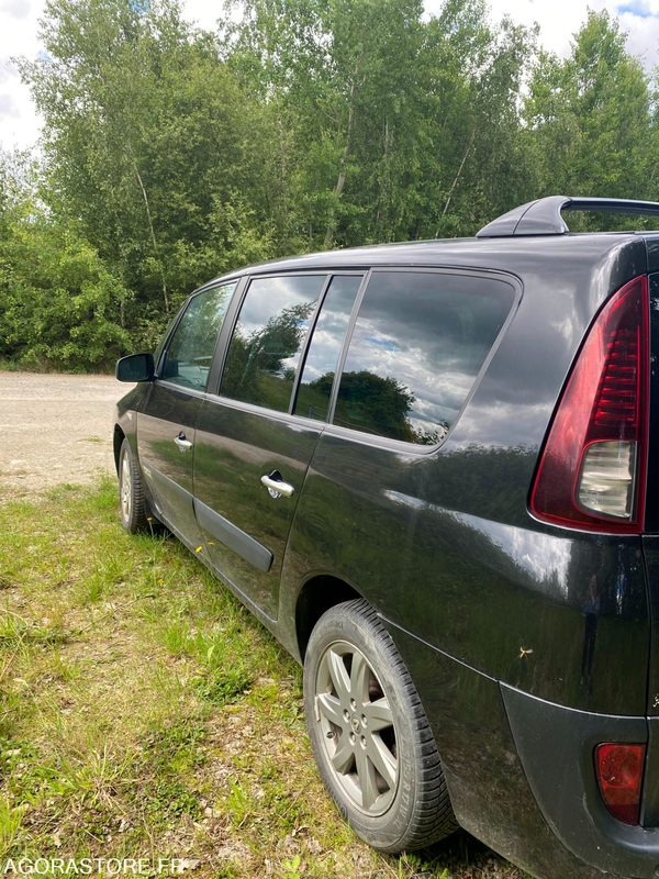 RENAULT ESPACE / 182 000 KM / 2011 / BY-961-XJ - Αυτοκίνητο: φωτογραφία 4 RENAULT ESPACE / 182 000 KM / 2011 / BY-961-XJ - Αυτοκίνητο: φωτογραφία 4
