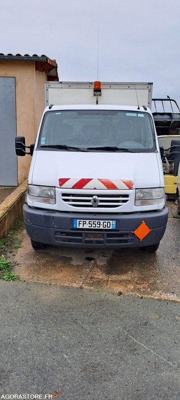 RENAULT MASCOTT PLATEAU ET CELLULE ATELIER - 213216km - 2001 - Όχημα με ανατρεπομενη καροτσα: φωτογραφία 1 RENAULT MASCOTT PLATEAU ET CELLULE ATELIER - 213216km - 2001 - Όχημα με ανατρεπομενη καροτσα: φωτογραφία 1