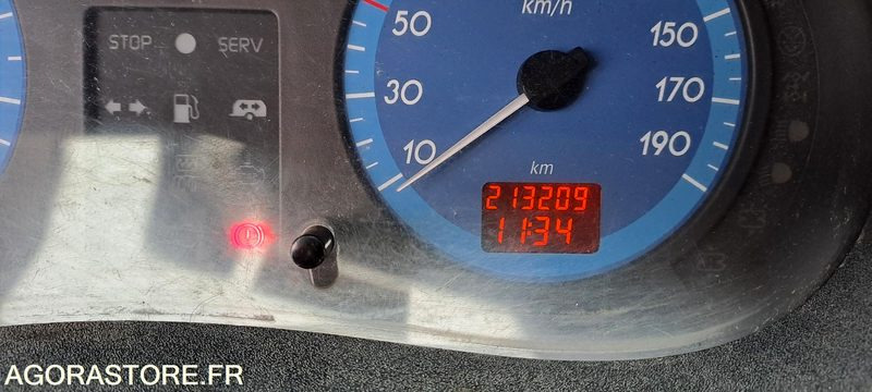 RENAULT MASCOTT PLATEAU ET CELLULE ATELIER - 213216km - 2001 - Όχημα με ανατρεπομενη καροτσα: φωτογραφία 5 RENAULT MASCOTT PLATEAU ET CELLULE ATELIER - 213216km - 2001 - Όχημα με ανατρεπομενη καροτσα: φωτογραφία 5