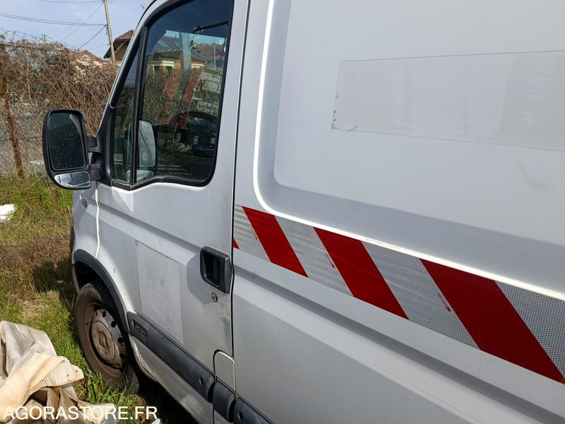 RENAULT MASTER - 2004 - 185782km - Βαν: φωτογραφία 1 RENAULT MASTER - 2004 - 185782km - Βαν: φωτογραφία 1