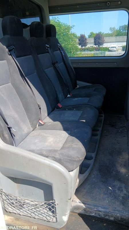 RENAULT MASTER 3T5 DOUBLE CABINE - 2014 / 262 200 KM - Βαν: φωτογραφία 4 RENAULT MASTER 3T5 DOUBLE CABINE - 2014 / 262 200 KM - Βαν: φωτογραφία 4