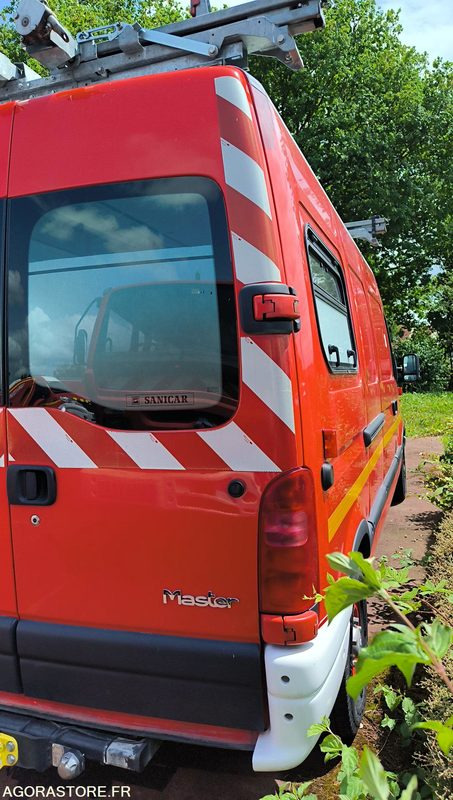 RENAULT MASTER II 2,5D - 2000 - 48197kms - Βαν: φωτογραφία 4 RENAULT MASTER II 2,5D - 2000 - 48197kms - Βαν: φωτογραφία 4