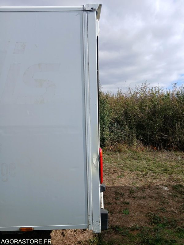 RENAULT MASTER ROULANT - 2015 - 348120 KMS - VENDU EN L'ETAT - Βαν: φωτογραφία 4 RENAULT MASTER ROULANT - 2015 - 348120 KMS - VENDU EN L'ETAT - Βαν: φωτογραφία 4