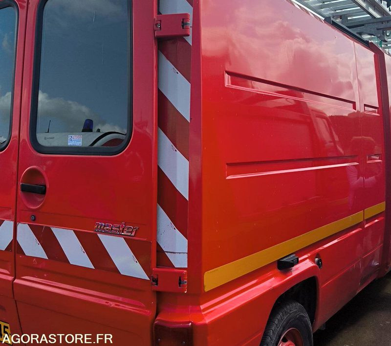 RENAULT MASTER T35 D 102714kms - 1996 - Βαν: φωτογραφία 2 RENAULT MASTER T35 D 102714kms - 1996 - Βαν: φωτογραφία 2