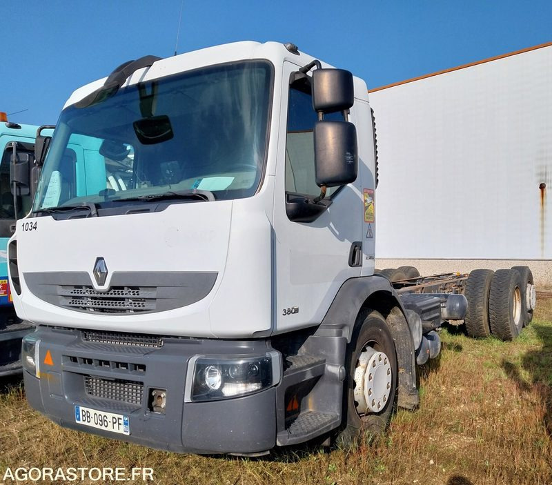RENAULT PREMIUM 380-26 / 2010 / 475 190 km - Φορτηγό σασί: φωτογραφία 1 RENAULT PREMIUM 380-26 / 2010 / 475 190 km - Φορτηγό σασί: φωτογραφία 1