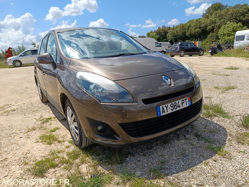 RENAULT SCENIC - 2010 - 138500KMS - Αυτοκίνητο: φωτογραφία 1 RENAULT SCENIC - 2010 - 138500KMS - Αυτοκίνητο: φωτογραφία 1