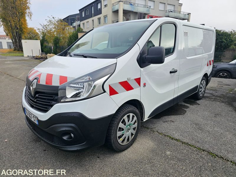 RENAULT TRAFIC - 2018 - 173355KM - FA667ST - Βαν: φωτογραφία 1 RENAULT TRAFIC - 2018 - 173355KM - FA667ST - Βαν: φωτογραφία 1
