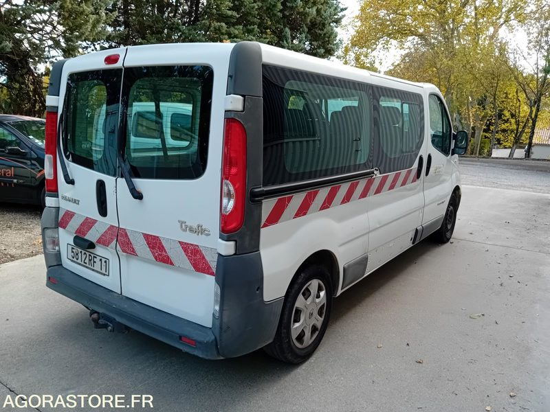 RENAULT TRAFIC DCI 115 L2H2 VP 9 places - Μικρό λεωφορείο, Επιβατικό βαν: φωτογραφία 3 RENAULT TRAFIC DCI 115 L2H2 VP 9 places - Μικρό λεωφορείο, Επιβατικό βαν: φωτογραφία 3