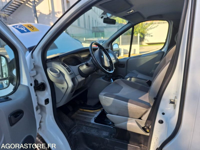 RENAULT TRAFIC - Μικρό λεωφορείο, Επιβατικό βαν: φωτογραφία 5 RENAULT TRAFIC - Μικρό λεωφορείο, Επιβατικό βαν: φωτογραφία 5