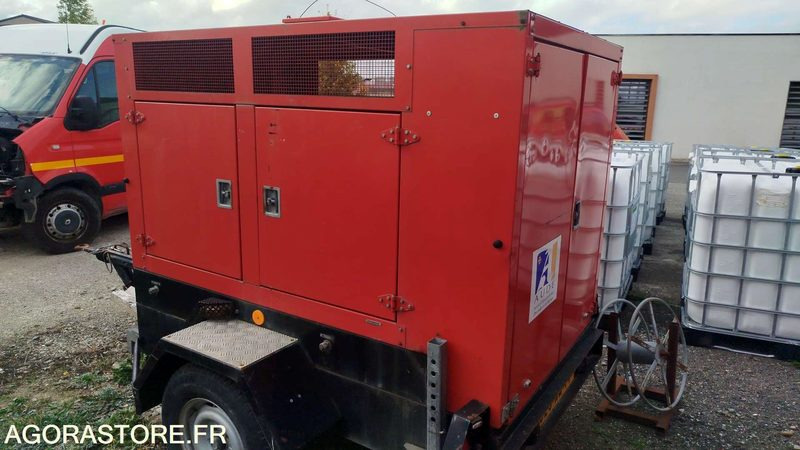 Remorque compresseur Bauer - Αεροσυμπιεστής: φωτογραφία 1 Remorque compresseur Bauer - Αεροσυμπιεστής: φωτογραφία 1