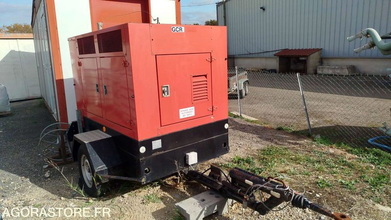 Remorque compresseur Bauer - Αεροσυμπιεστής: φωτογραφία 2 Remorque compresseur Bauer - Αεροσυμπιεστής: φωτογραφία 2