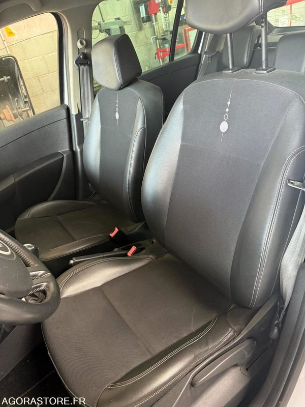 Renault Clio 3 139178 kms 2012 - Αυτοκίνητο: φωτογραφία 5 Renault Clio 3 139178 kms 2012 - Αυτοκίνητο: φωτογραφία 5