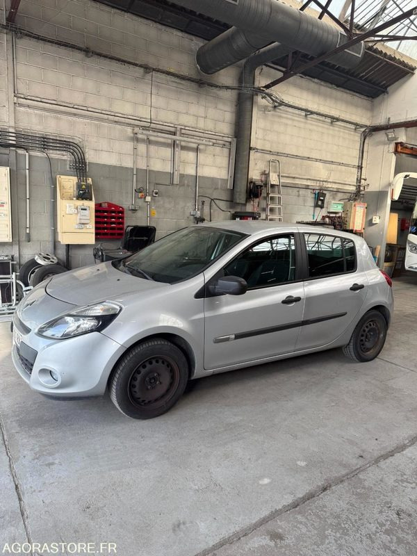 Renault Clio 3 139178 kms 2012 - Αυτοκίνητο: φωτογραφία 2 Renault Clio 3 139178 kms 2012 - Αυτοκίνητο: φωτογραφία 2