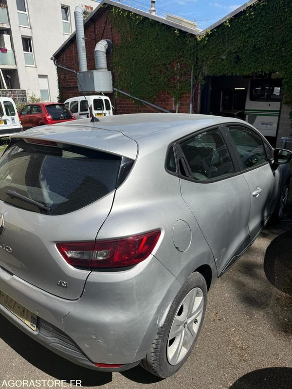Renault Clio 4 101410 kms 2014 - Αυτοκίνητο: φωτογραφία 3 Renault Clio 4 101410 kms 2014 - Αυτοκίνητο: φωτογραφία 3