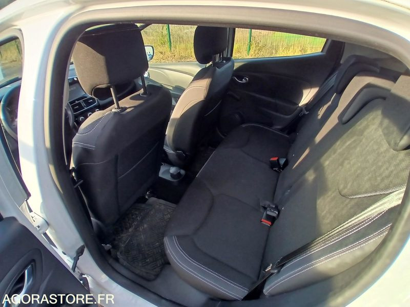 Renault Clio IV – Diesel – 2016-214 290 km - Αυτοκίνητο: φωτογραφία 4 Renault Clio IV – Diesel – 2016-214 290 km - Αυτοκίνητο: φωτογραφία 4