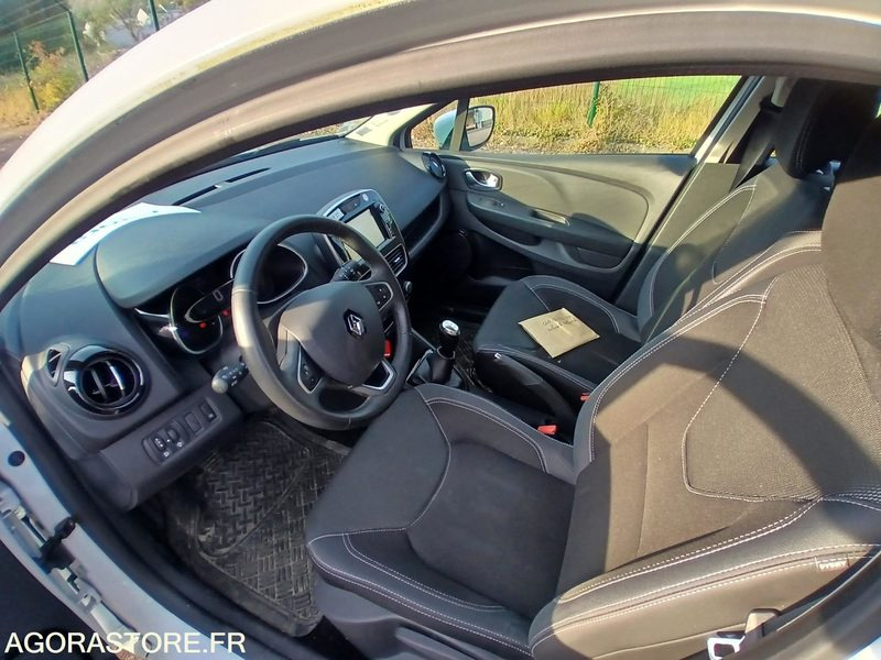 Renault Clio IV – Diesel – 2016-214 290 km - Αυτοκίνητο: φωτογραφία 3 Renault Clio IV – Diesel – 2016-214 290 km - Αυτοκίνητο: φωτογραφία 3