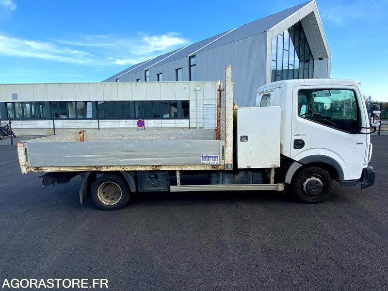 Renault MAXITY DXI 140 Plateau 2015 / 179394 Km - Όχημα με ανατρεπομενη καροτσα: φωτογραφία 5 Renault MAXITY DXI 140 Plateau 2015 / 179394 Km - Όχημα με ανατρεπομενη καροτσα: φωτογραφία 5