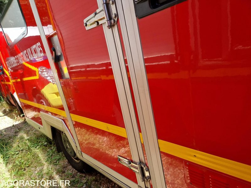 Ασθενοφόρο Renault Master - 2011 - 270594 - CE149HL: φωτογραφία 7 Ασθενοφόρο Renault Master - 2011 - 270594 - CE149HL: φωτογραφία 7