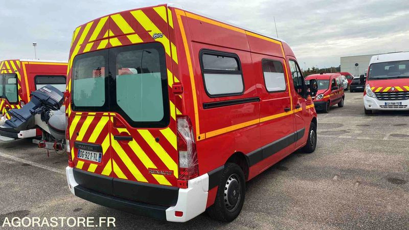 Renault Master III dci 125 - 18/06/2014 - Ασθενοφόρο: φωτογραφία 3 Renault Master III dci 125 - 18/06/2014 - Ασθενοφόρο: φωτογραφία 3