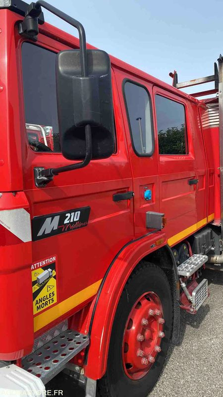 Renault Midliner 210 - Φορτηγό: φωτογραφία 4 Renault Midliner 210 - Φορτηγό: φωτογραφία 4