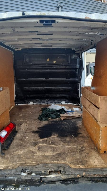 Renault Trafic 2.0 DCI 2010 117000kms - Βαν: φωτογραφία 5 Renault Trafic 2.0 DCI 2010 117000kms - Βαν: φωτογραφία 5