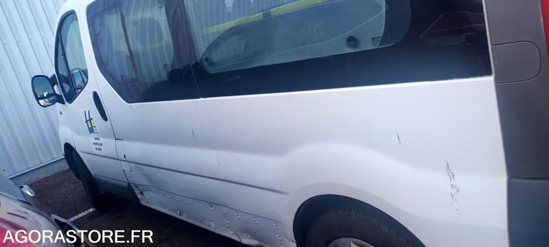 Renault Trafic 2 combi phrase . 2.0 dci 16v minibus long 90 cv - Μικρό λεωφορείο, Επιβατικό βαν: φωτογραφία 2 Renault Trafic 2 combi phrase . 2.0 dci 16v minibus long 90 cv - Μικρό λεωφορείο, Επιβατικό βαν: φωτογραφία 2