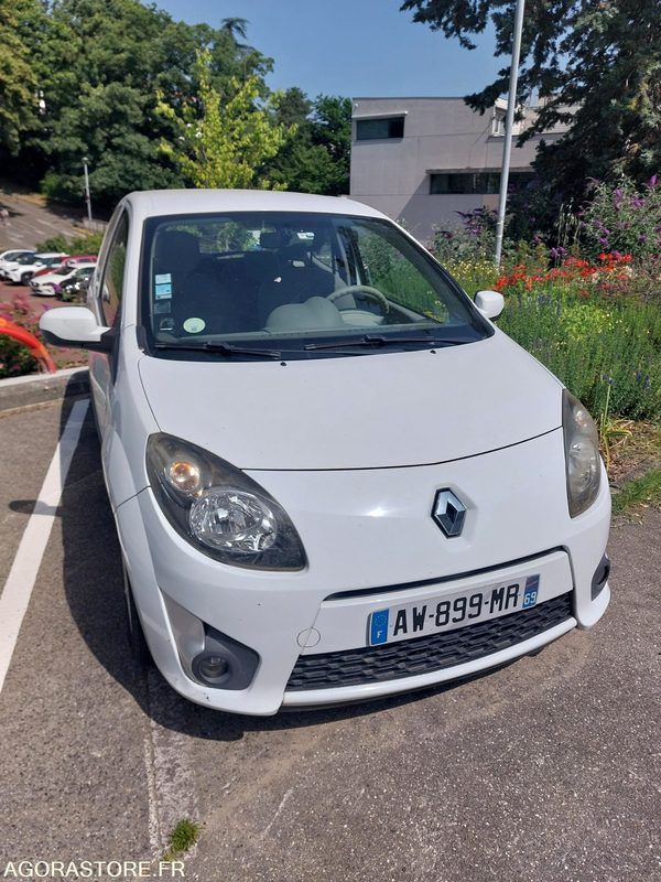 Renaut Twingo AW899MR de 2011 - 44374km - Αυτοκίνητο: φωτογραφία 2 Renaut Twingo AW899MR de 2011 - 44374km - Αυτοκίνητο: φωτογραφία 2