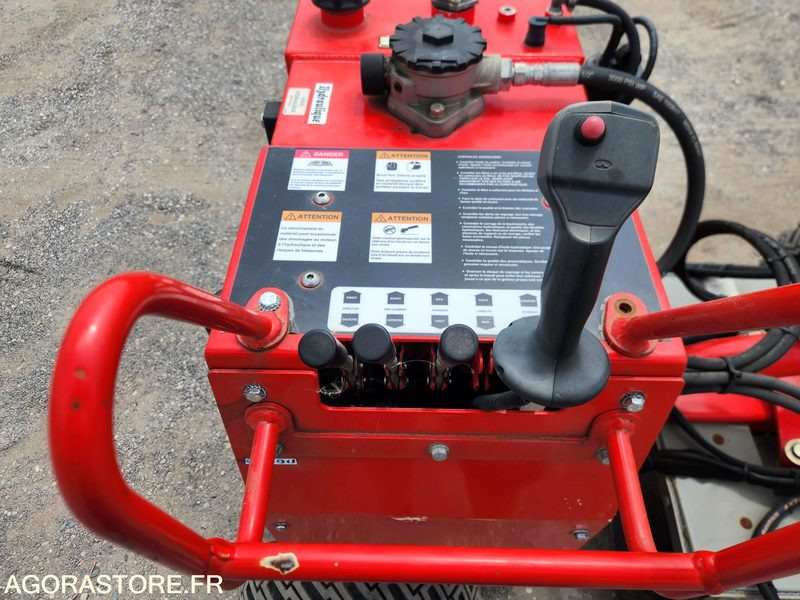 Rogneuse / Raboteuse de souches Carlton SP5014 – 2019 – 300 h - Καταστροφέας πρέμνων: φωτογραφία 5 Rogneuse / Raboteuse de souches Carlton SP5014 – 2019 – 300 h - Καταστροφέας πρέμνων: φωτογραφία 5