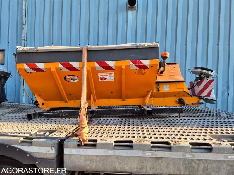 SALEUSE EPOKE S-2300 E 2000 AVEC MOTEUR AUXILIAIRE - Μηχανήματα κήπου: φωτογραφία 1 SALEUSE EPOKE S-2300 E 2000 AVEC MOTEUR AUXILIAIRE - Μηχανήματα κήπου: φωτογραφία 1