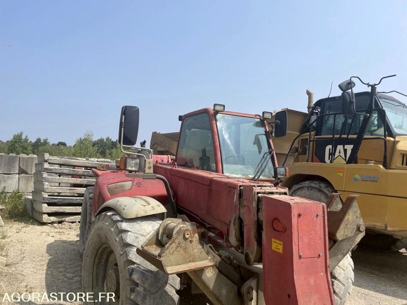 TELESCOPIQUE MANITOU MT1233 - 2002 / 6849 HEURES - Τηλεσκοπικός φορτωτής: φωτογραφία 2 TELESCOPIQUE MANITOU MT1233 - 2002 / 6849 HEURES - Τηλεσκοπικός φορτωτής: φωτογραφία 2