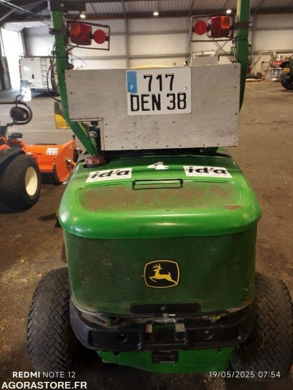 TONDEUSE JOHN DEERE 1565 - Χλοοκοπτικό: φωτογραφία 3 TONDEUSE JOHN DEERE 1565 - Χλοοκοπτικό: φωτογραφία 3