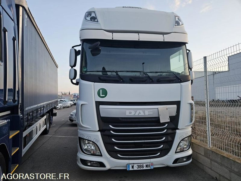 TRACTEUR DAF XF 510 XL - 2016 - 447 120km - TRES BON ETAT - Τράκτορας: φωτογραφία 4 TRACTEUR DAF XF 510 XL - 2016 - 447 120km - TRES BON ETAT - Τράκτορας: φωτογραφία 4