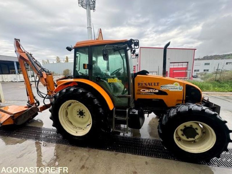 TRACTEUR RENAULT CELTIS - 2024 - 1400 h - Τρακτέρ: φωτογραφία 2 TRACTEUR RENAULT CELTIS - 2024 - 1400 h - Τρακτέρ: φωτογραφία 2